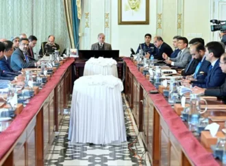 نوجوانوں کر بین الاقوامی سرٹیفیکشن کے ساتھ تربیت کی فراہمی اولین ترجیح ہے، وزیرِاعظم