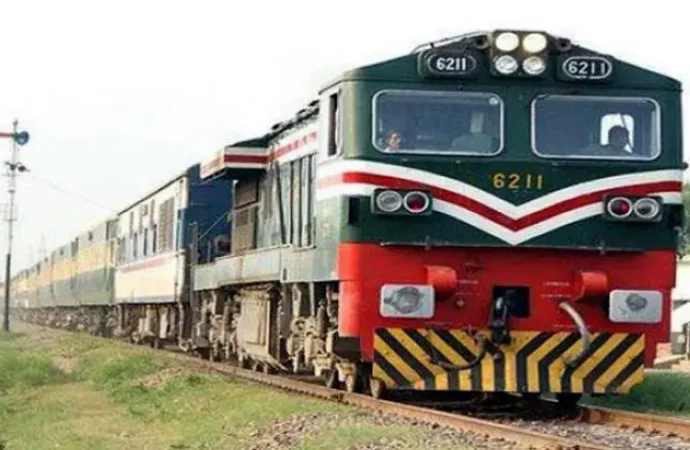 پاکستان ریلوے کے مال برداری شعبے کی 17 ارب روپے کی ریکارڈ آمدن