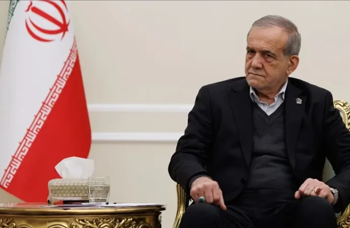 ایران کے صدر کا ملک میں پُرتشدد مظاہروں کے دوران معیشت کی بحالی کا عزم