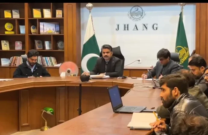 ایڈیشنل ڈپٹی کمشنر جنرل عامر محمود کی زیر صدات ضلعی محکموں کے افسران کا اجلاس منعقد ہوا