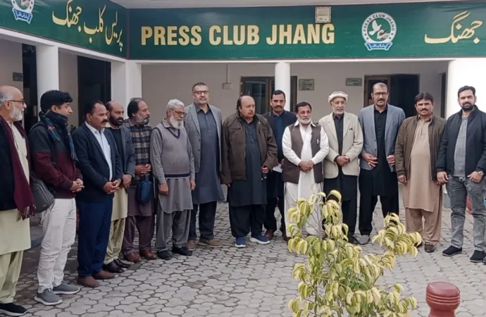 پریس کلب جھنگ اور جھنگ یونین آف جرنلسٹس کے انتخابات میں جرنلسٹ گروپ کے دونوں پینلز بلامقابلہ منتخب ہوگئے