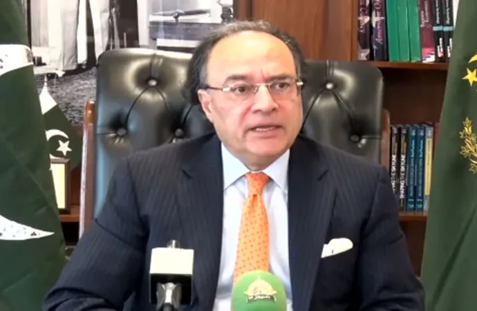 تین سال میں سرکاری اداروں کے نقصانات میں 74ارب کی کمی ہوئی،محمداورنگزیب