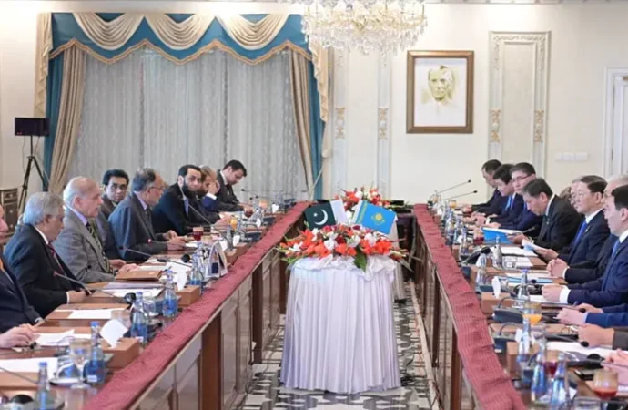 پاکستان اور قازقستان کا مختلف شعبوں میں دوطرفہ تعاون کو وسعت دینے کے مشترکہ عزم کا اعادہ