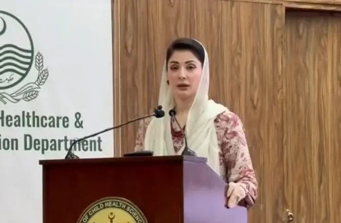 وزیراعلیٰ پنجاب کا ضلعی ہیڈ کوارٹر ہسپتالوں پر 100 ارب روپے خرچ کرنے کا اعلان