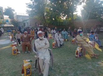 الخدمت فاؤنڈیشن اور انجمن تاجران کے اشتراک سے 100 مستحق خاندانوں میں راشن تقسیم