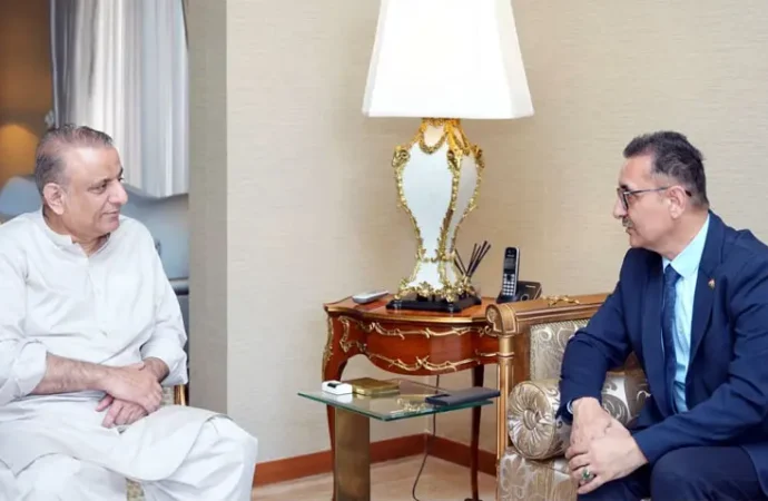 پاکستان اور تاجکستان کا پائیدار ترقی کیلئے تجارتی راستوں کو جدید خطوط پر استوار کرنے پر اتفاق