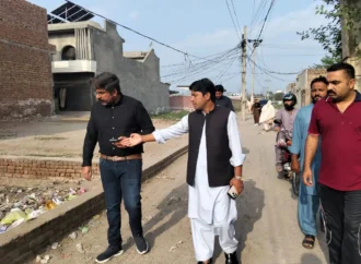 چوہدری کالونی میں گندگی کے ڈھیر، اسسٹنٹ کمشنر رب نواز چدھڑ کا سخت ایکشن، سپروائزر معطل، 50 لاکھ روپے جرمانہ عائد