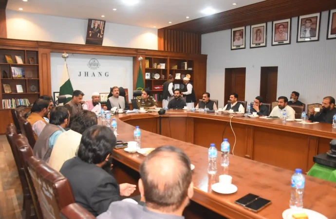 ڈپٹی کمشنر علی اکبر بھنڈر اور ڈسٹرکٹ پولیس آفیسر ساجد حسین کی زیر صدارت ضلعی امن کمیٹی کا اہم اجلاس منعقد ہوا