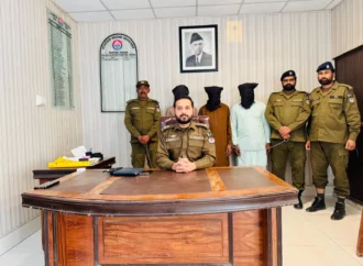 تھانہ وریام پولیس نے  رابری اور چوری کی متعدد وارداتوں میں ملوث تین رکنی خطرناک گینگ کو گرفتار کر لیا