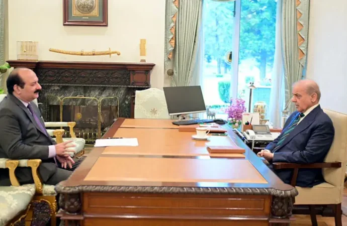 حکومت نوجوانوں کو بہترین افرادی قوت کے طور پر متعارف کرانے کیلئے کوشاں ہے: وزیراعظم