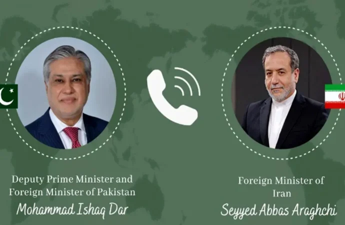 نائب وزیراعظم کا ایرانی وزیرخارجہ کو ٹیلیفون، مسائل کے حل کیلئے مسلسل بات چیت پر زور