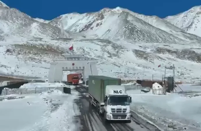 این ایل سی کی مؤثرحکمت عملی سے پاکستان علاقائی تجارت کا مرکز بن گیا