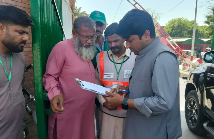 جھنگ میں انسداد پولیو مہم جاری، دوسرے روز بھی ٹیمیں متحرک، افسران کی فیلڈ میں سخت نگرانی