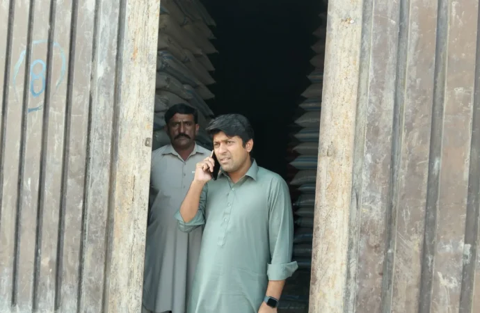 اسسٹنٹ کمشنر رب نواز چدھڑ کی کارروائی، گندم کی غیر قانونی ذخیرہ اندوزی پر دو رائس ملز سیل