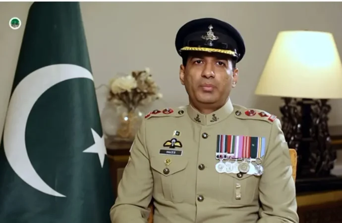 لیفٹیننٹ کرنل محمد شاہذیب رفیع کو معرکہ حق میں شاندار کارکردگی پر تمغہ بسالت سے نوازا گیا