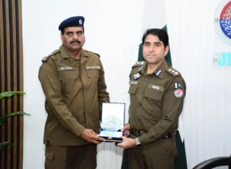 ریٹائر ہونے والے سب انسپکٹر عبد المجید کے اعزاز میں پروقار الوداعی تقریب کا انعقاد