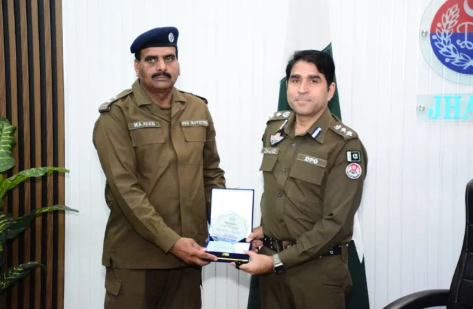 ریٹائر ہونے والے سب انسپکٹر عبد المجید کے اعزاز میں پروقار الوداعی تقریب کا انعقاد