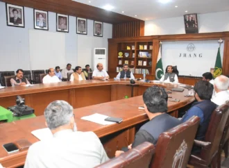 ڈپٹی کمشنر علی اکبر بھنڈر کی زیر صدارت تعلیمی اداروں کے باہر سکیورٹی اور ٹریفک انتظامات سے متعلق امور کے حوالے سے جائزہ اجلاس