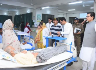 ڈپٹی کمشنر علی اکبر بھنڈر نےڈسٹرکٹ ہیڈکوارٹر ہسپتال کا تفصیلی دورہ کیا