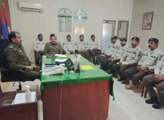 جھنگ میں ٹریفک نظام کی بہتری کیلئے اہم اقدامات، ٹریفک اور پٹرولنگ پولیس میں ہم آہنگی بڑھانے کا فیصلہ