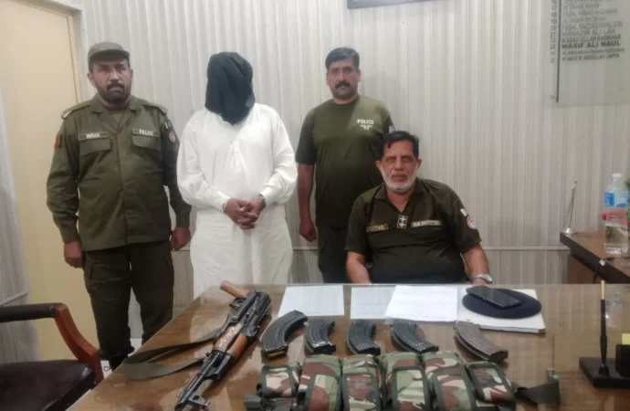 شورکوٹ کچہری میں اسلحہ سمیت داخلے کی کوشش ناکام، پولیس کی بروقت کارروائی سے بڑا خطرہ ٹل گیا