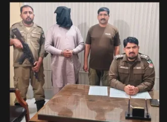 ڈی پی او جھنگ ساجد حسین کے احکامات پر ضلع بھر میں بھرپور کریک ڈاؤن جاری،ملزم سکندر عباس کو گرفتار کر لیا گیا۔