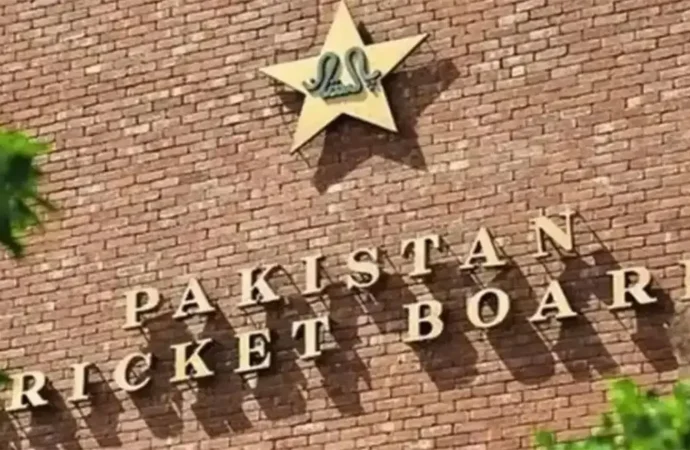 پی سی بی کا آسٹریلیا کے خلاف تین ایک روزہ میچز کیلئے قومی سکواڈ کا اعلان