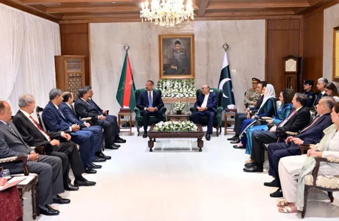 صدر مملکت کا آغا خان ڈویلپمنٹ نیٹ ورک کے ساتھ تعاون مضبوط بنانے کا اعادہ