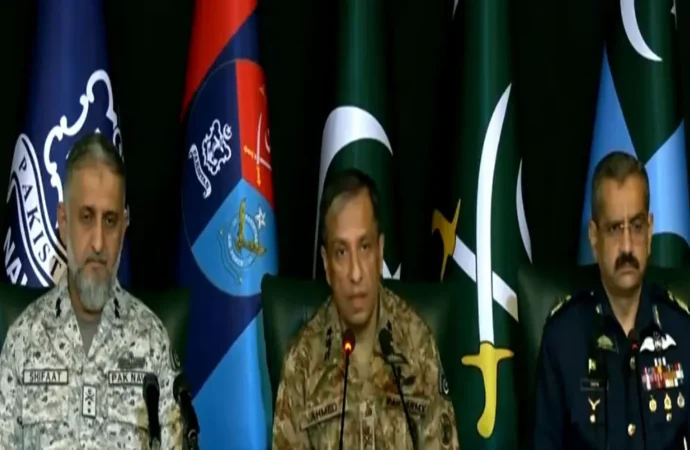 معرکۂ حق میں پاکستان نے کئی گنا بڑے دشمن کو شکست دی، بھارتی بیانیہ دفن ہوگیا: ڈی جی آئی ایس پی آر