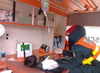 دو مختلف حادثات میں میاں بیوی سمیت 3 افراد زخمی، بچے کا بازو ٹوکہ مشین میں آ کر کٹ گیا