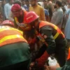 بشیر چوک سیٹلائٹ ٹاؤن میں مین ہول کی صفائی کے دوران تین واسا اہلکاروں کی طبیعت خراب ہوگئی،ریسکیو