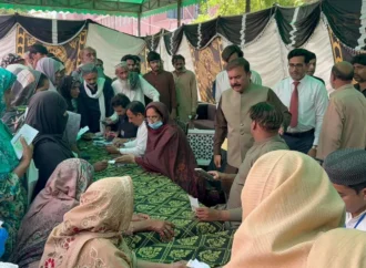 ڈی ایچ کیومیں تین روزہ چیف منسٹر سپیشل سکریننگ کیمپ کے آخری روز شہریوں کی بڑی تعداد نے مفت طبی معائنہ اور سکریننگ کی سہولیات سے استفادہ کیا۔
