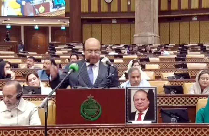 پنجاب حکومت نے 5 ہزار 903 ارب روپے سے زائد حجم کا بجٹ پیش کردیا