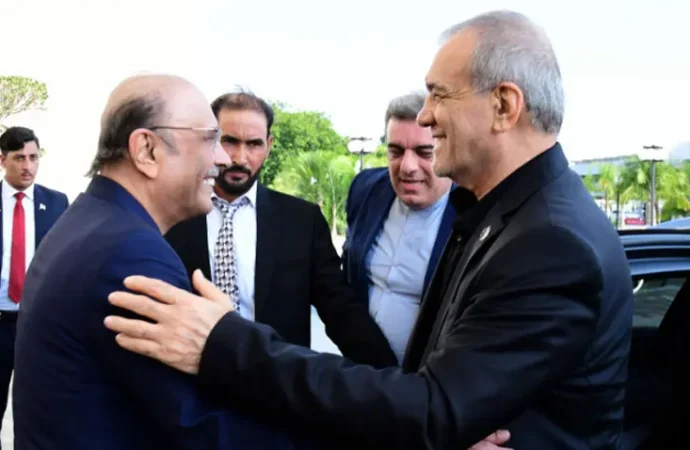پاکستان اور ایران کا دوطرفہ تعلقات اور علاقائی امن کے فروغ کے عزم کا اعادہ