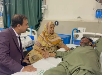ڈپٹی کمشنر علی اکبر بھنڈر نے ڈسٹرکٹ ہیڈ کوارٹر ہسپتال کا  دورہ مریضوں کو فراہم کی جانے والی طبی سہولیات کا تفصیلی جائزہ لیا۔