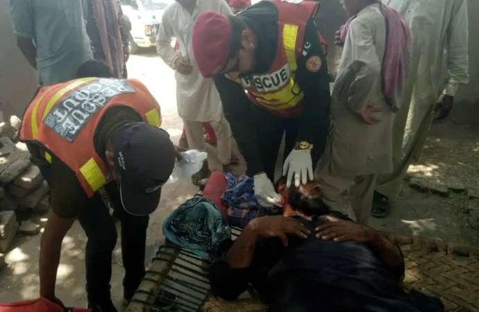 جھنگ اور شورکوٹ میں دو مختلف واقعات، موٹرسائیکل حادثے اور زمین کے تنازع پر تصادم میں 7 افراد زخمی