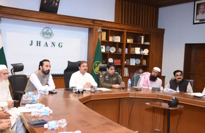 محرم الحرام میں امن، اتحاد بین المسلمین اور بین المذاہب ہم آہنگی کے فروغ کا عزم، ڈپٹی کمشنر علی اکبر بھنڈر اور ڈی پی او ساجد حسین کی زیر صدارت اہم اجلاس