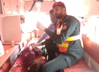 جھنگ میں ٹریفک حادثات، دیوار گرنے اور فیکٹری میں آتشزدگی کے واقعات؛ 5 افراد زخمی، ریسکیو