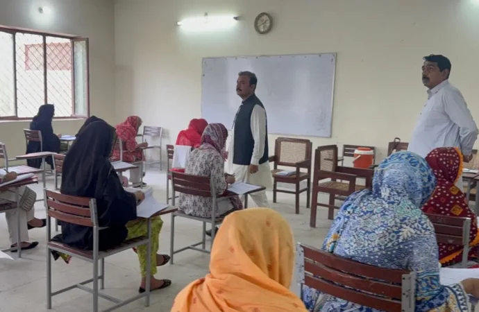 نقل کی روک تھام کے لیے تمام ممکنہ اقدامات کیے جائیں اور امتحانی ضابطہ اخلاق پر سختی سے عملدرآمد یقینی بنایا جائے،ڈپٹی کمشنر