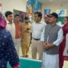 ڈپٹی کمشنر علی اکبر بھنڈر نے ڈسٹرکٹ ہیڈ کوارٹر ہسپتال کا دورہ کیا اور ہسپتال میں فراہم کی جانے والی طبی سہولیات کا جائزہ لیا