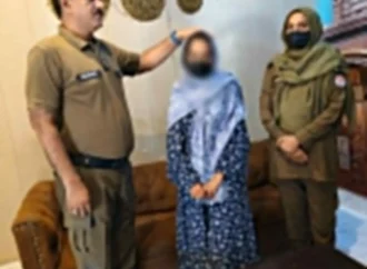 جھنگ پولیس کی بروقت کارروائی، مبینہ اغواء ہونے والی 18 سالہ طالبہ بازیاب، ملزمان کی گرفتاری کے لیے چھاپے جاری