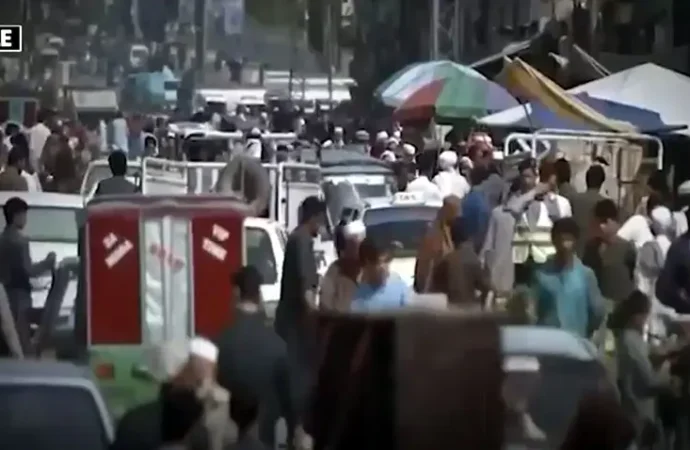 طالبان رجیم میں افغانستان کی معیشت مسلسل زوال پذیر
