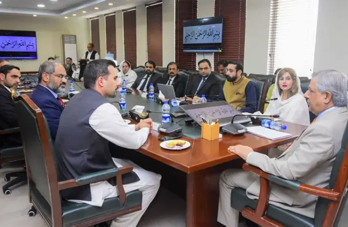 وزیرقانون کا جدید قانونی چیلنجوں سے نمٹنے کیلئے عدلیہ کی خصوصی تربیت کی ضرورت پر زور