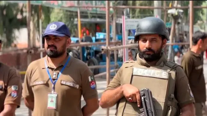 چہلم امام حسینؓ: جھنگ پولیس کے فول پروف سکیورٹی انتظامات مکمل، 29 جلوسوں اور 48 مجالس کی نگرانی کے لیے 1500 سے زائد اہلکار تعینات