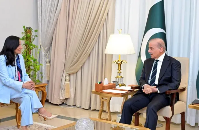 وزیراعظم کا پاکستان اور کینیڈا کے درمیان دوستانہ تعلقات کومزید وسعت دینے پر زور
