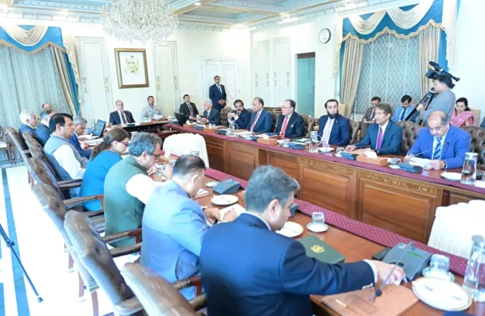 وزیراعظم کی مون سون کے دوران کسی بھی ہنگامی صورتحال سے نمٹنے کیلئے تمام اداروں کو تیار رہنے کی ہدایت