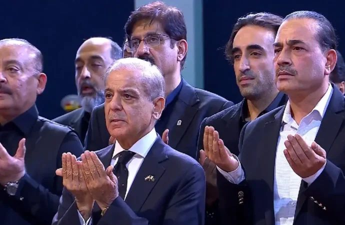 وزیراعظم کی ایران کے مرحوم سپریم لیڈر، آیت اللہ سید علی خامنہ ای کی نمازِ جنازہ میں شرکت