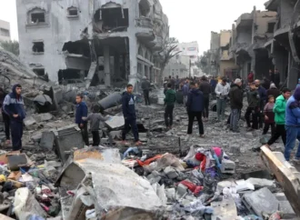 غزہ:اسرائیلی حملوں میں ایک ہی خاندان کے چھ افراد سمیت بارہ فلسطینی شہید