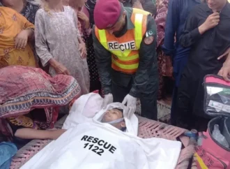 جھنگ تیز بارش کے باعث مکان کی کمزور چھت گرنے سے دو افراد جاں بحق، تین زخمی، ریسکیو 1122 کا بروقت آپریشن