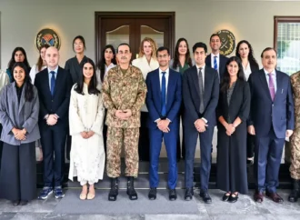 فیلڈ مارشل سید عاصم منیر سے ہارورڈ بزنس سکول کے طلبہ کے وفد کی ملاقات